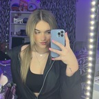 asstr0girl (💜🤍💜🤍) OnlyFans Leaked Pictures & Videos 

 profile picture