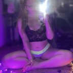 crazycloudchickplus OnlyFans Leaked Photos and Videos 

 profile picture