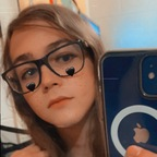 Lily (dulfybee) Leaks OnlyFans 

 profile picture