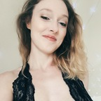 Elle A. Wild (ellewildwriter) Leaked OnlyFans 

 profile picture