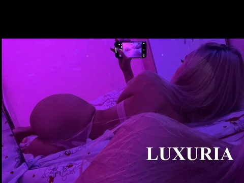 Header of luxuriapl