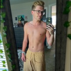 Zach (moodyz33) Leaks OnlyFans 

 profile picture