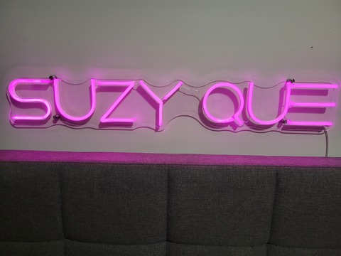 Header of suzyque