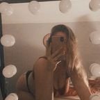 yungmylfxo (C) OnlyFans Leaked Content 

 profile picture